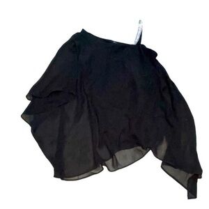 NEW WITHOUT TAGS - Roz & Ali Asymmetrical Sheer Top